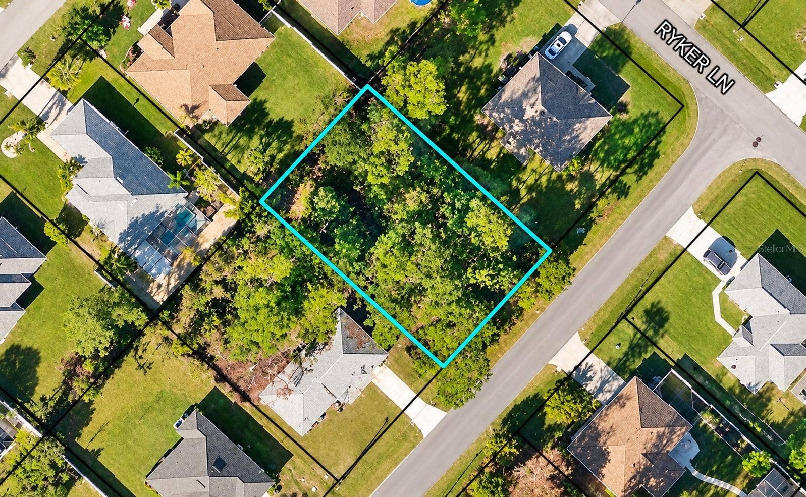 27 RYKER LANE, Palm Coast, FL 32164 27 RYKER LANE, Palm Coast, FL 32164