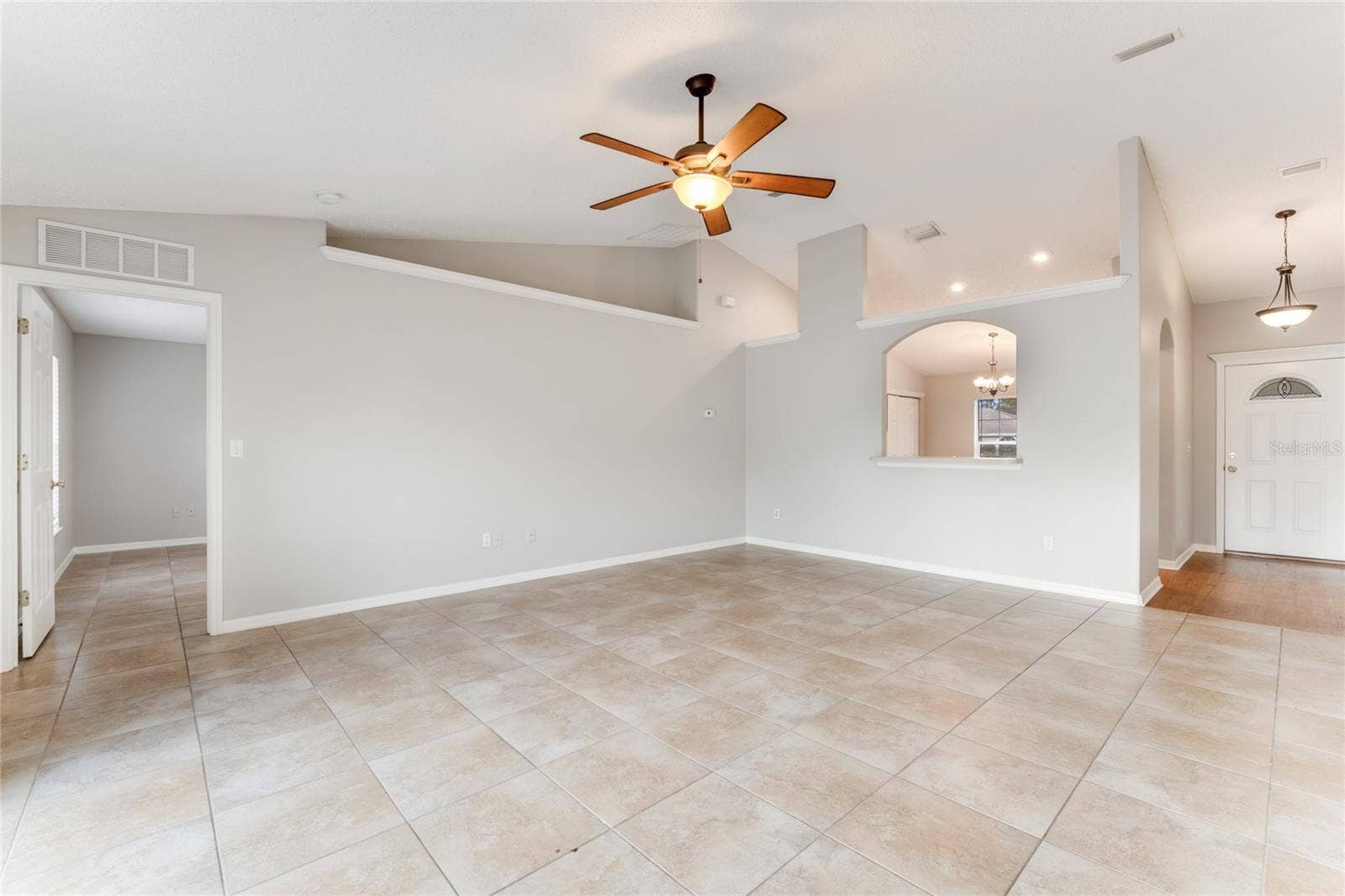 209 PARKVIEW DRIVE, Palm Coast, FL 32164