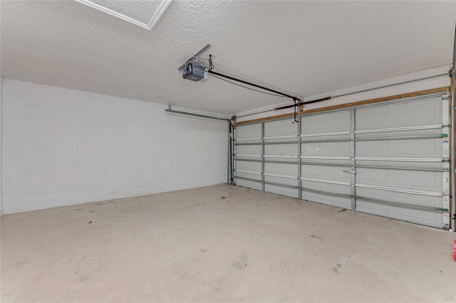 209 PARKVIEW DRIVE, Palm Coast, FL 32164