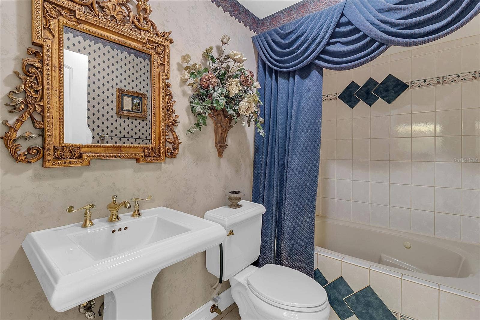 4113 FAIRVIEW VISTA POINT, #311, Orlando, FL 32804 2nd Bathroom