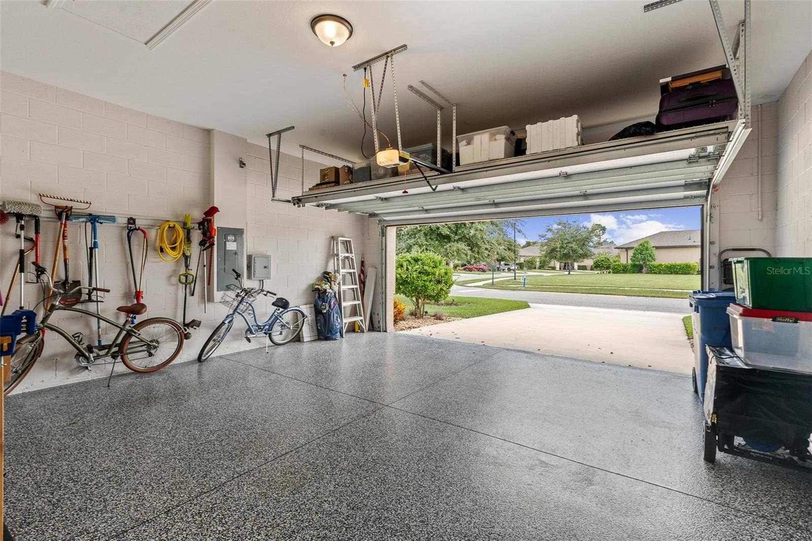 1301 BANGOR DRIVE, Ormond Beach, FL 32174 1301 BANGOR DRIVE, Ormond Beach, FL 32174