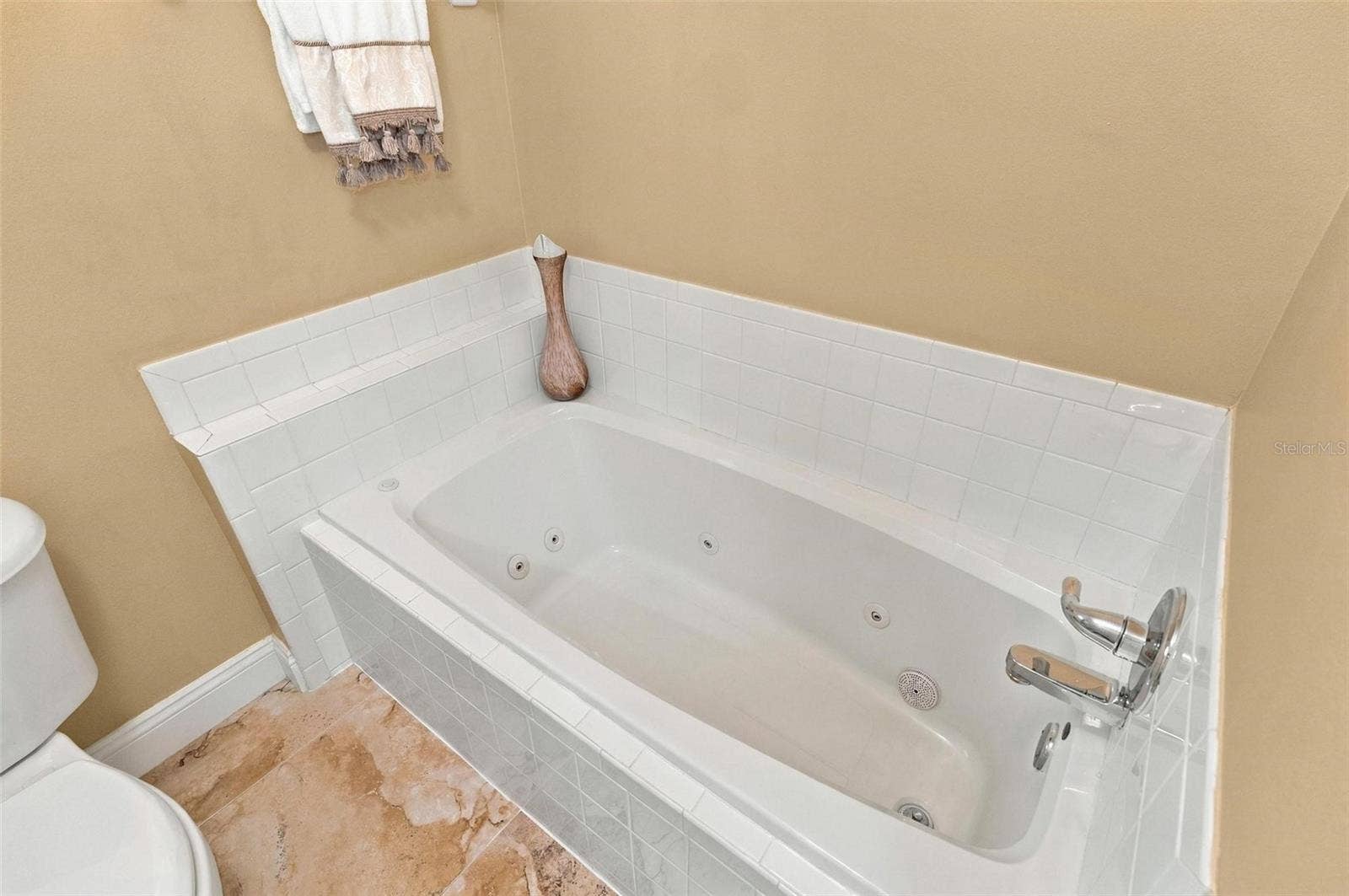 30 RYLIN LANE, Palm Coast, FL 32164 30 RYLIN LANE, Palm Coast, FL 32164