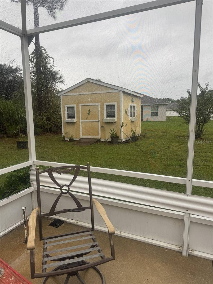 4 EASTBURY PLACE, Palm Coast, FL 32164 backyard