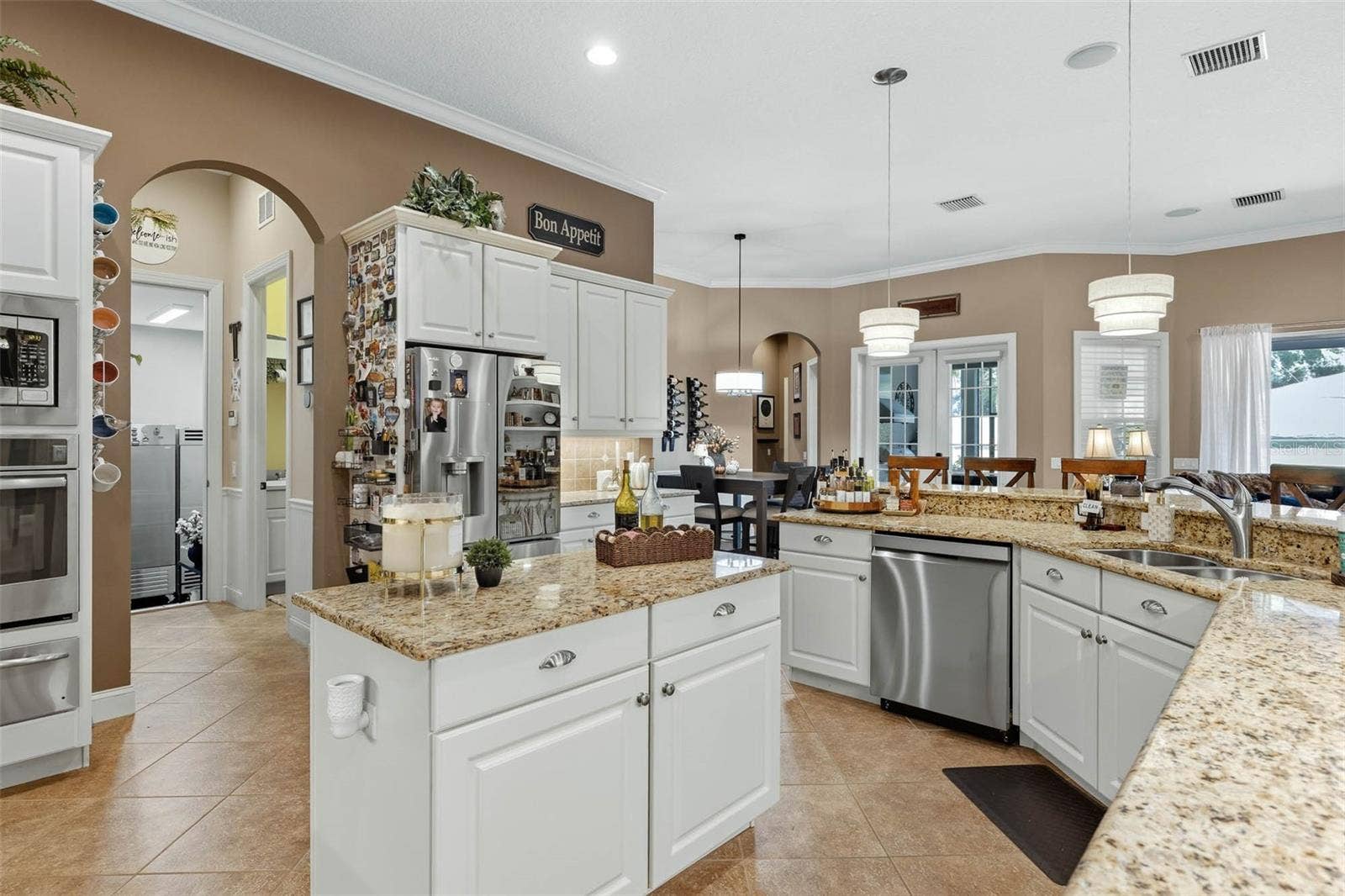 6084 SUMMIT VIEW DRIVE, Brooksville, FL 34601 6084 SUMMIT VIEW DRIVE, Brooksville, FL 34601