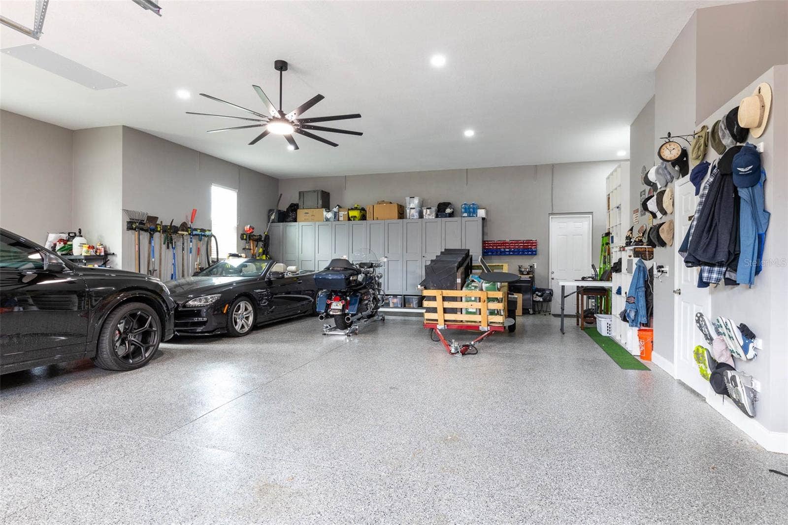 6084 SUMMIT VIEW DRIVE, Brooksville, FL 34601 6084 SUMMIT VIEW DRIVE, Brooksville, FL 34601