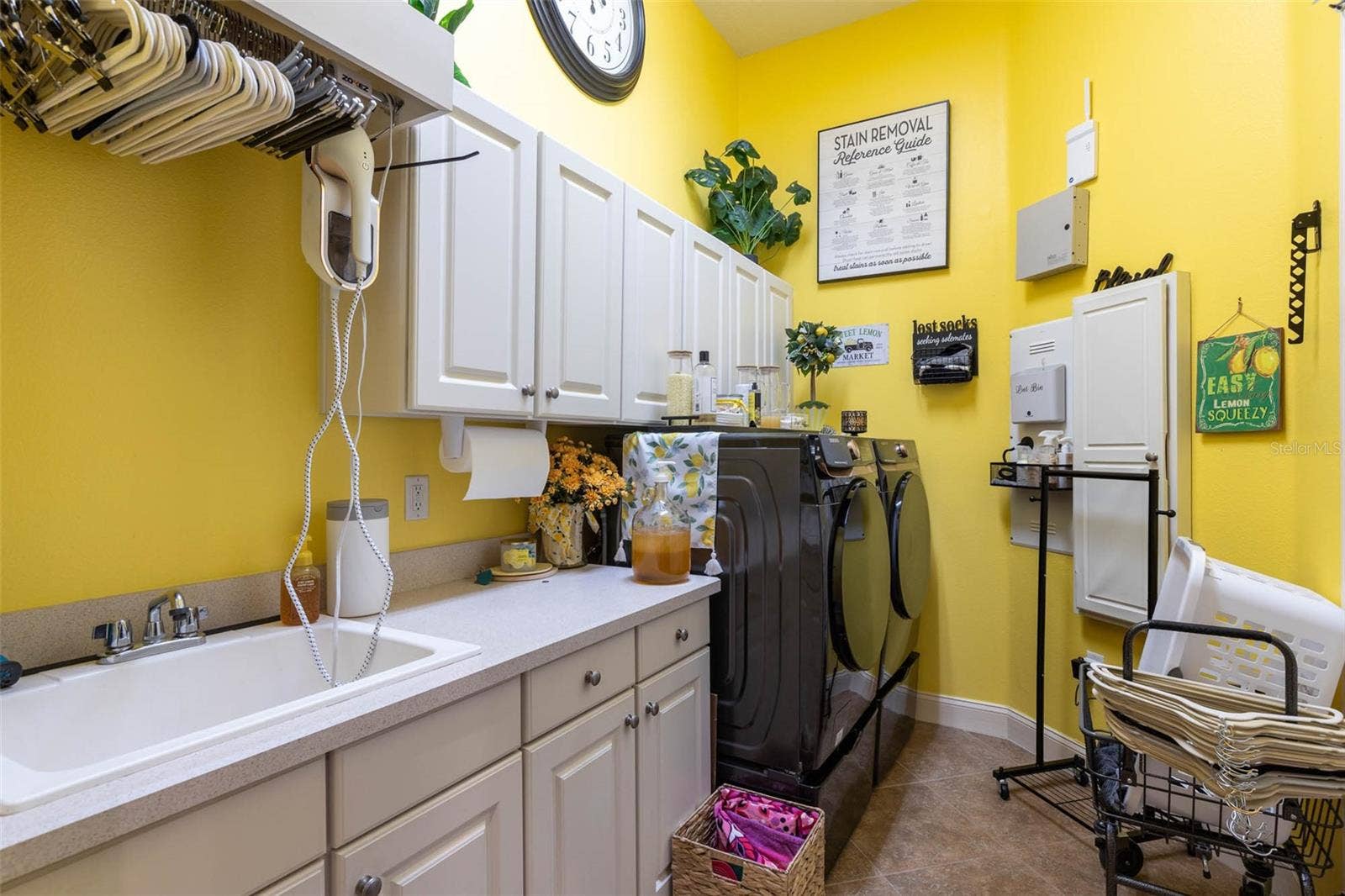 6084 SUMMIT VIEW DRIVE, Brooksville, FL 34601 6084 SUMMIT VIEW DRIVE, Brooksville, FL 34601