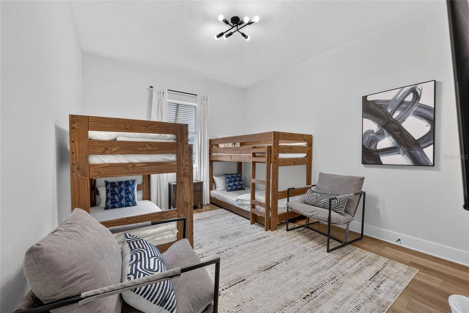 Guest room 6