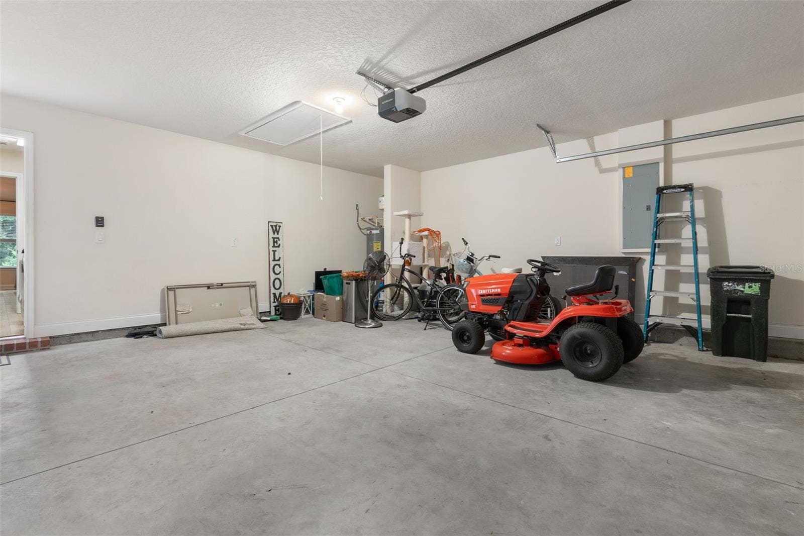 9 BARRISTER LANE, Palm Coast, FL 32137 9 BARRISTER LANE, Palm Coast, FL 32137