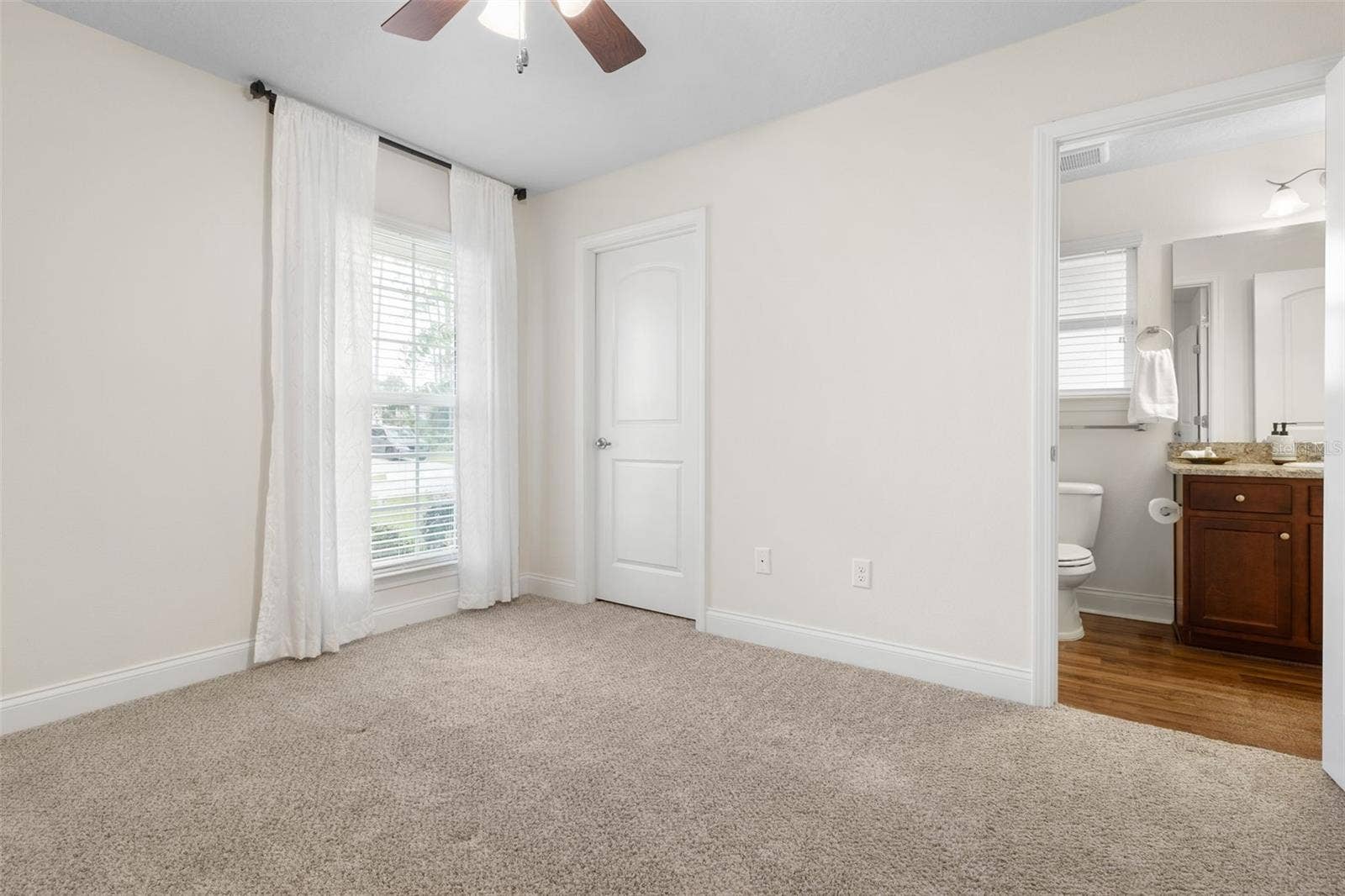 9 BARRISTER LANE, Palm Coast, FL 32137 9 BARRISTER LANE, Palm Coast, FL 32137