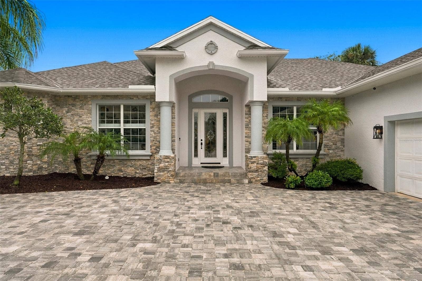 24 OLD OAK DRIVE S, Palm Coast, FL 32137