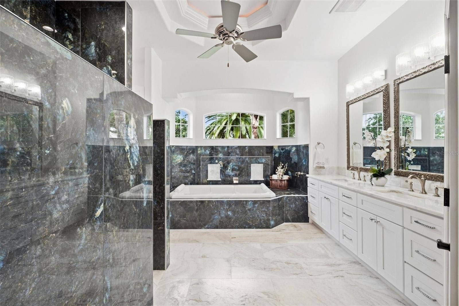 24 OLD OAK DRIVE S, Palm Coast, FL 32137