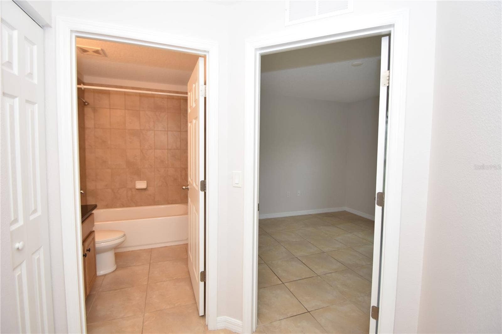34 RENSHAW DRIVE, Palm Coast, FL 32164