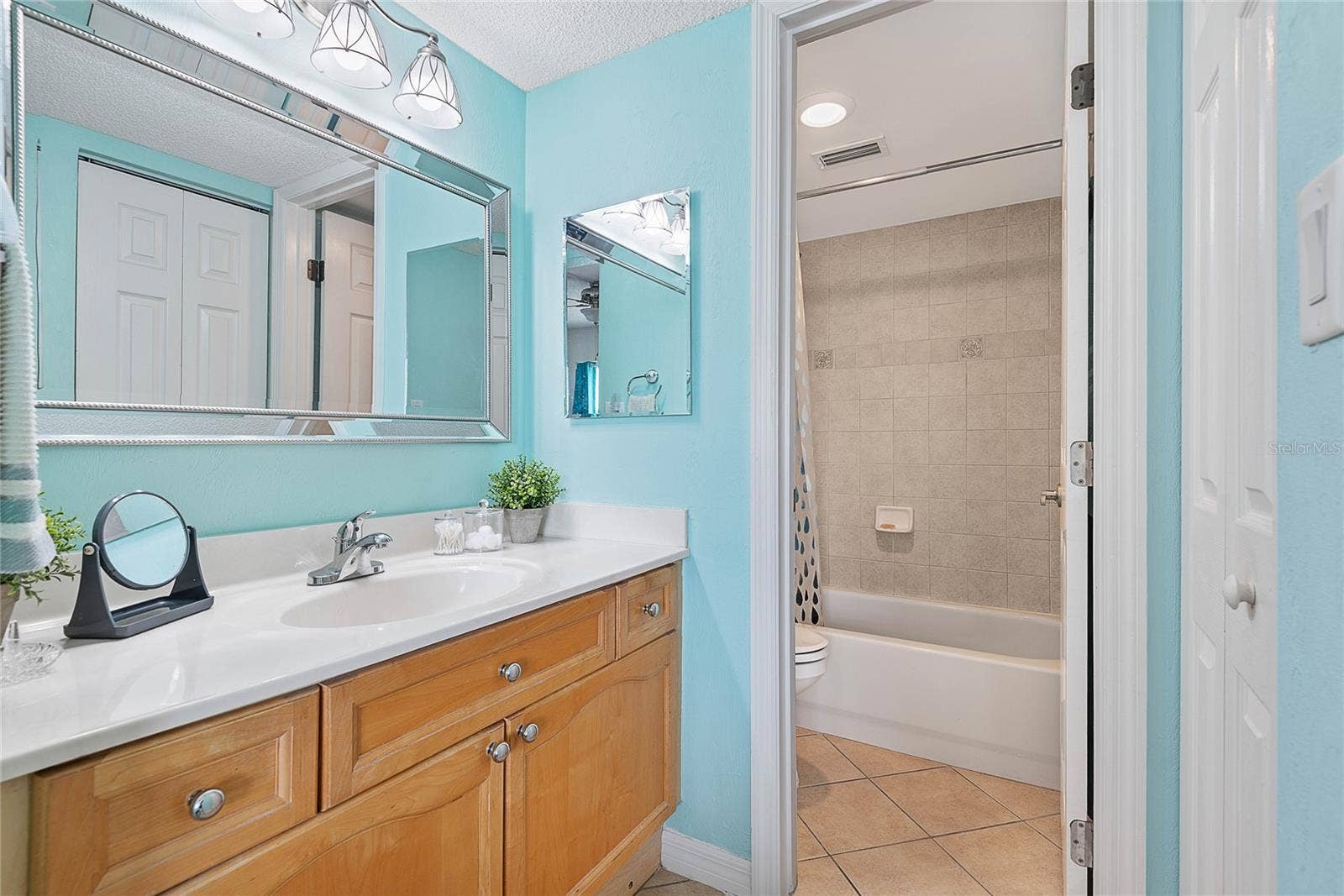 145 N HALIFAX AVENUE, #310, Daytona Beach, FL 32118 145 N HALIFAX AVENUE, #310, Daytona Beach, FL 32118