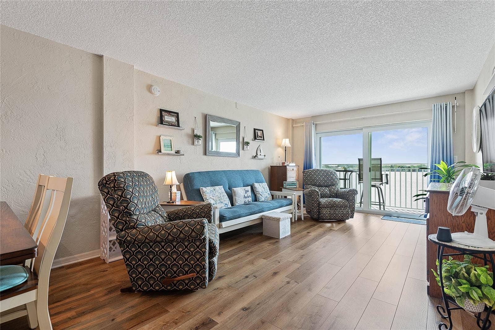 145 N HALIFAX AVENUE, #310, Daytona Beach, FL 32118 145 N HALIFAX AVENUE, #310, Daytona Beach, FL 32118