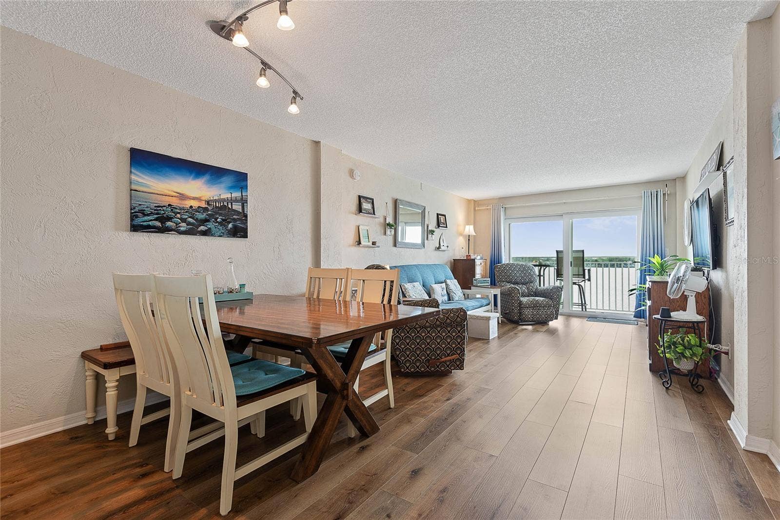 145 N HALIFAX AVENUE, #310, Daytona Beach, FL 32118 145 N HALIFAX AVENUE, #310, Daytona Beach, FL 32118