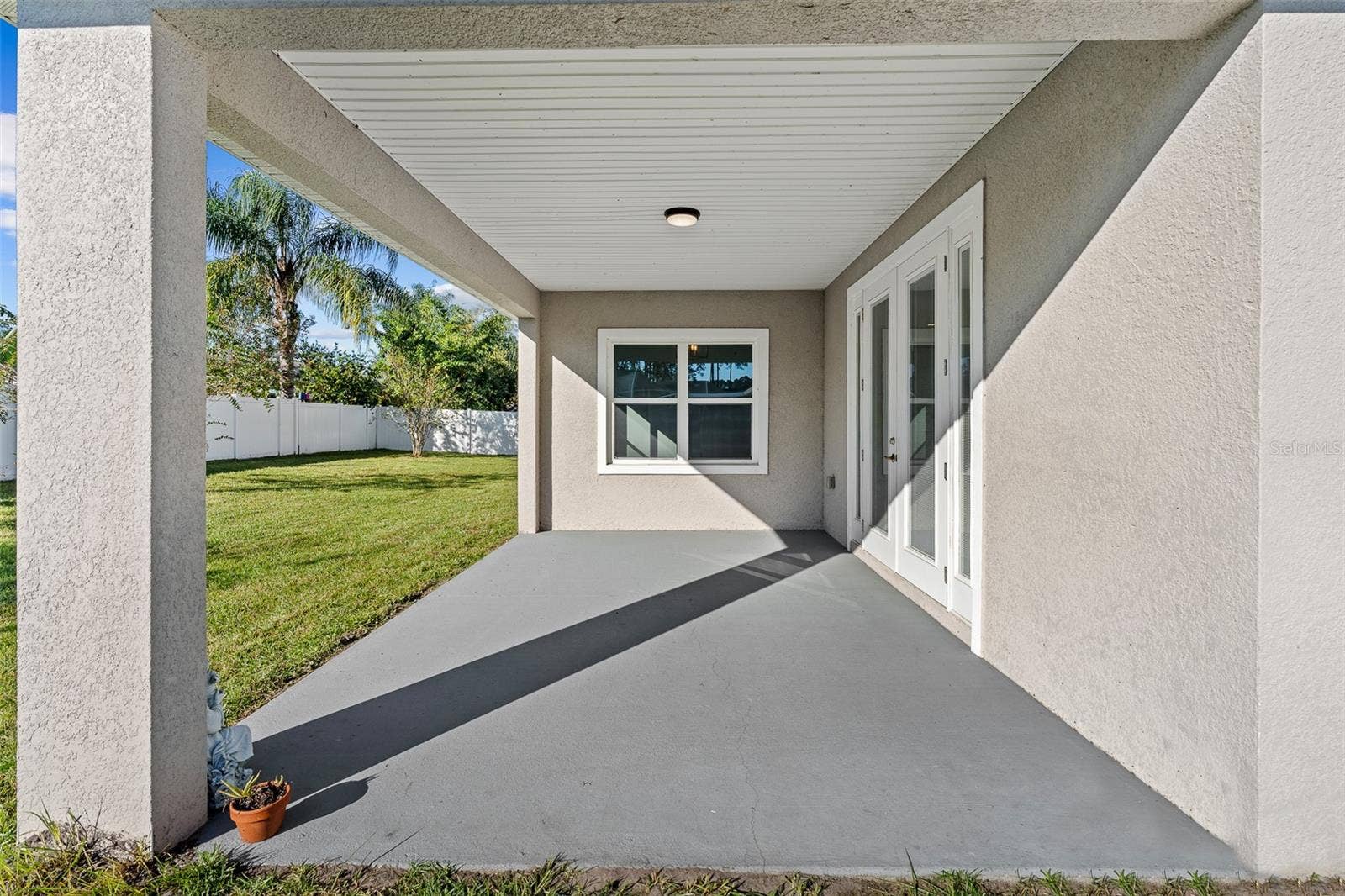 20 EVANSVILLE LANE, Palm Coast, FL 32164 20 EVANSVILLE LANE, Palm Coast, FL 32164