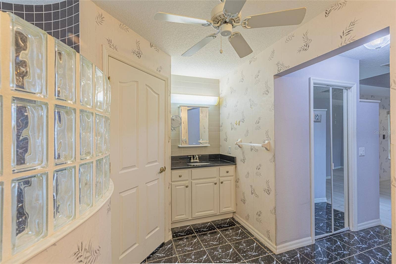 99 ERIC DRIVE, Palm Coast, FL 32164 99 ERIC DRIVE, Palm Coast, FL 32164