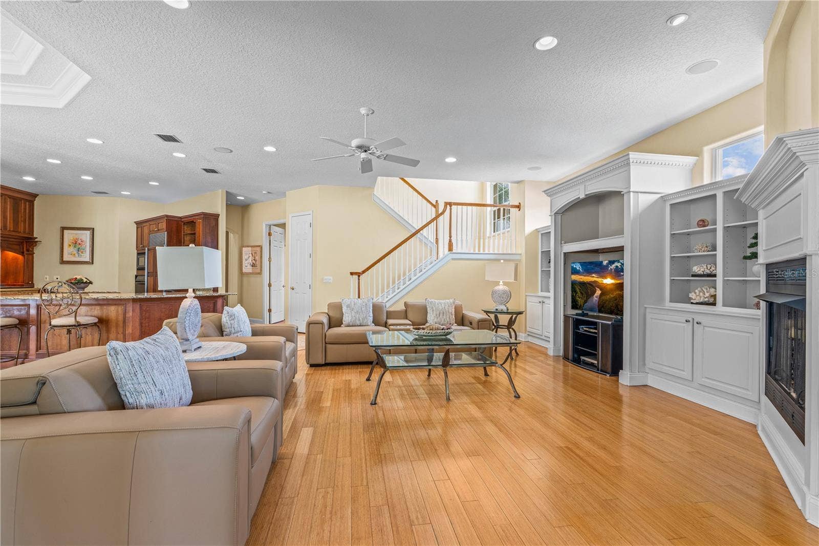 1025 W HAMPSTEAD LANE LANE, Ormond Beach, FL 32174 Family Room Additional View
