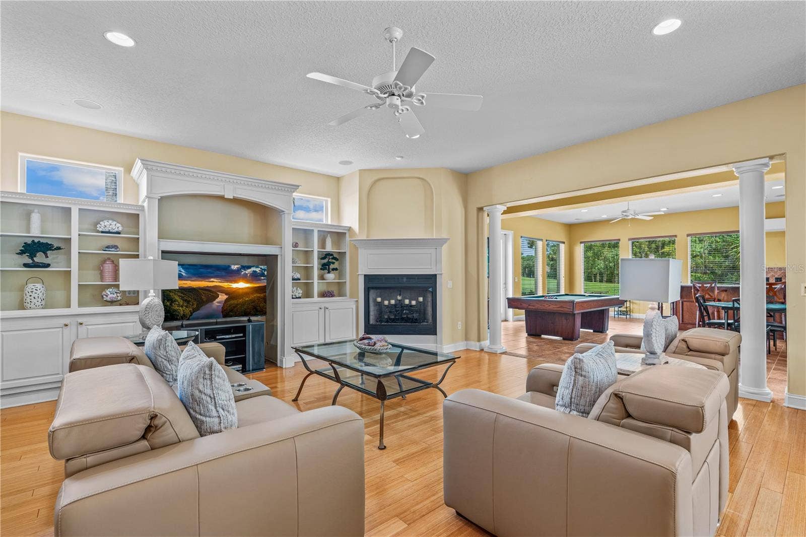 1025 W HAMPSTEAD LANE LANE, Ormond Beach, FL 32174 Family Room