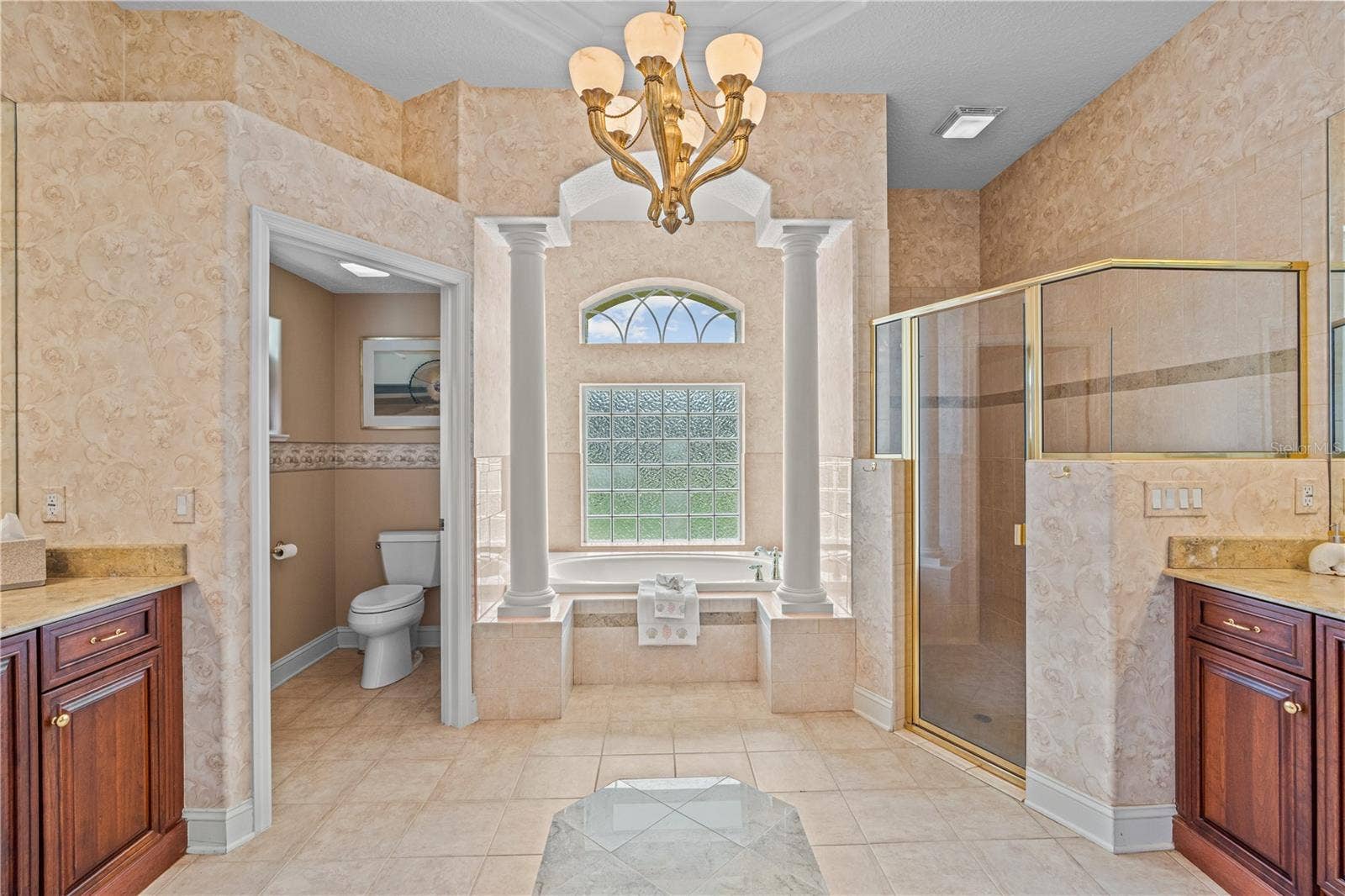 1025 W HAMPSTEAD LANE LANE, Ormond Beach, FL 32174 Primary Bathroom- Entrance View