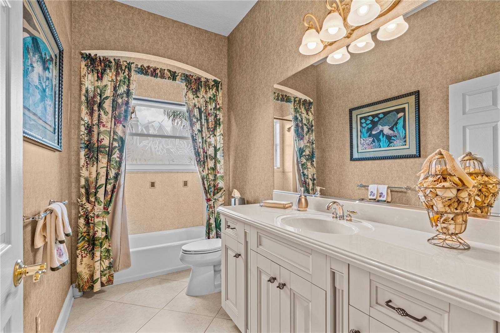 1025 W HAMPSTEAD LANE LANE, Ormond Beach, FL 32174 Bathroom 3 Entrance View