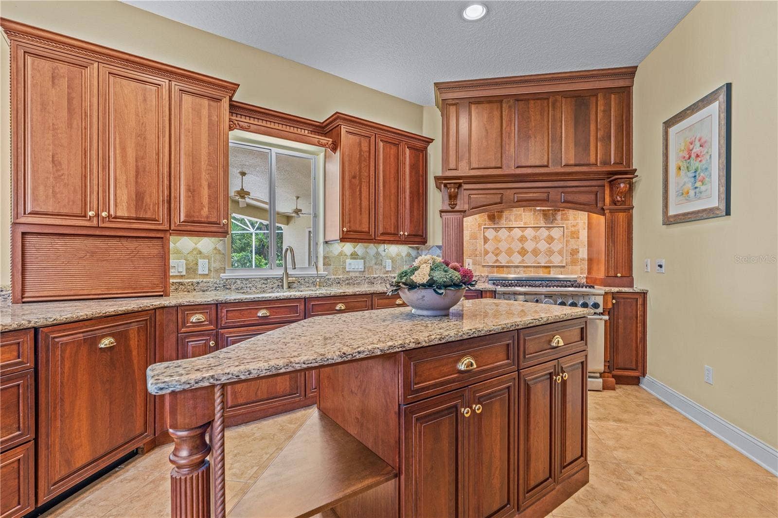 1025 W HAMPSTEAD LANE LANE, Ormond Beach, FL 32174 Kitchen Island