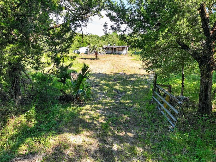 Property photo for 301 COUNTY ROAD 2006 E, Bunnell, FL
