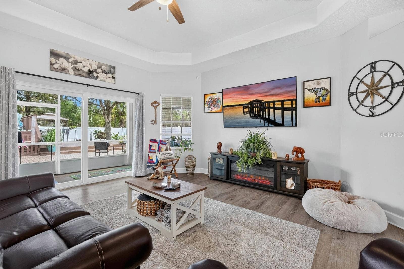 72 KARAS TRAIL, Palm Coast, FL 32164 living room with sliders