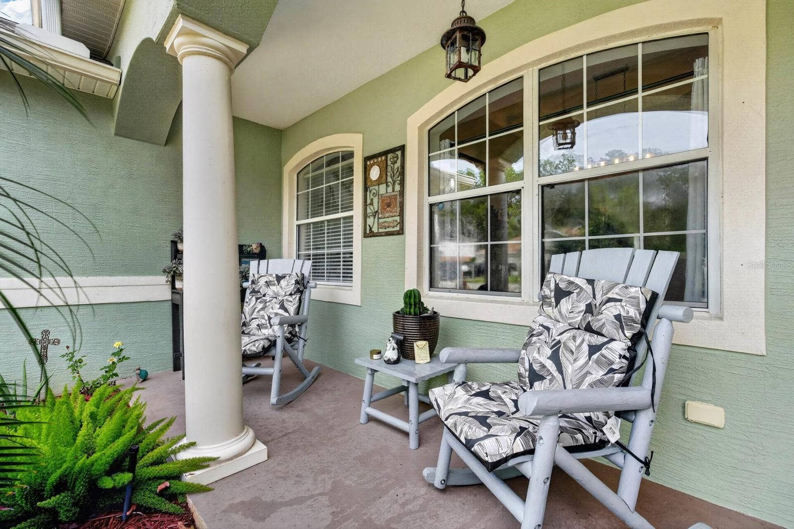 72 KARAS TRAIL, Palm Coast, FL 32164 covered front porch area
