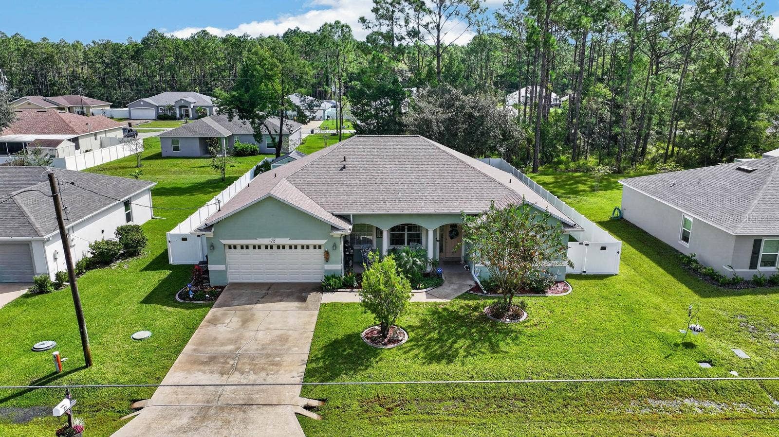 72 KARAS TRAIL, Palm Coast, FL 32164 72 KARAS TRAIL, Palm Coast, FL 32164