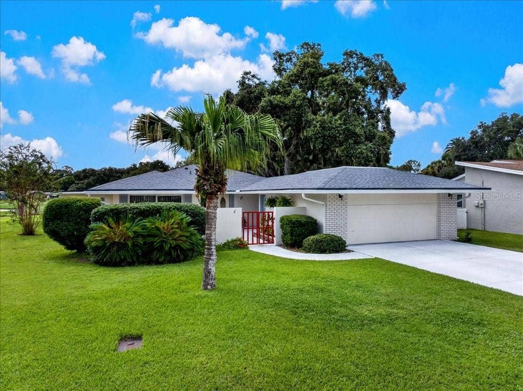 4 COOPER COURT, Palm Coast, FL 32137