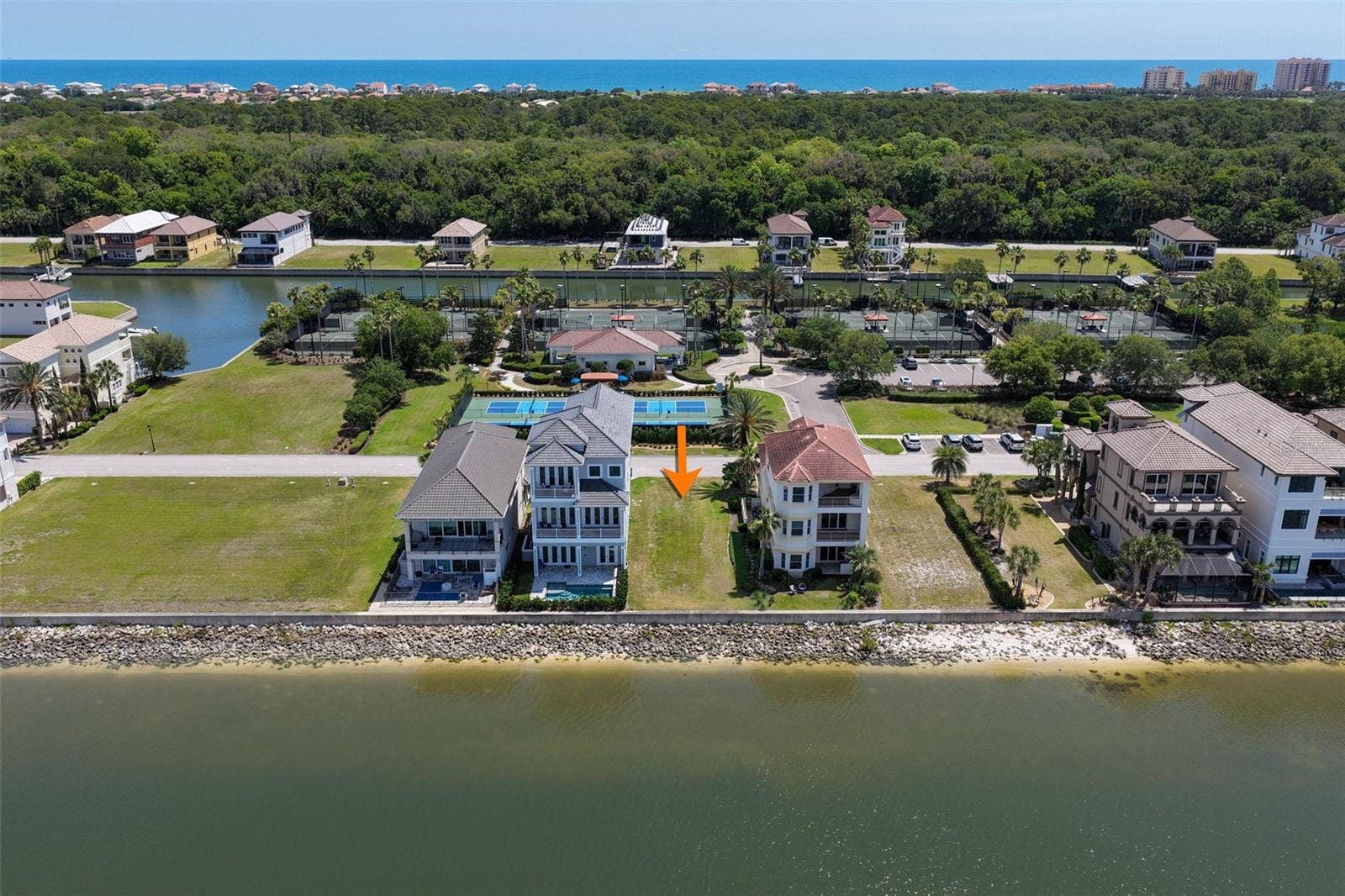 226 YACHT HARBOR DRIVE, Palm Coast, FL 32137 226 YACHT HARBOR DRIVE, Palm Coast, FL 32137