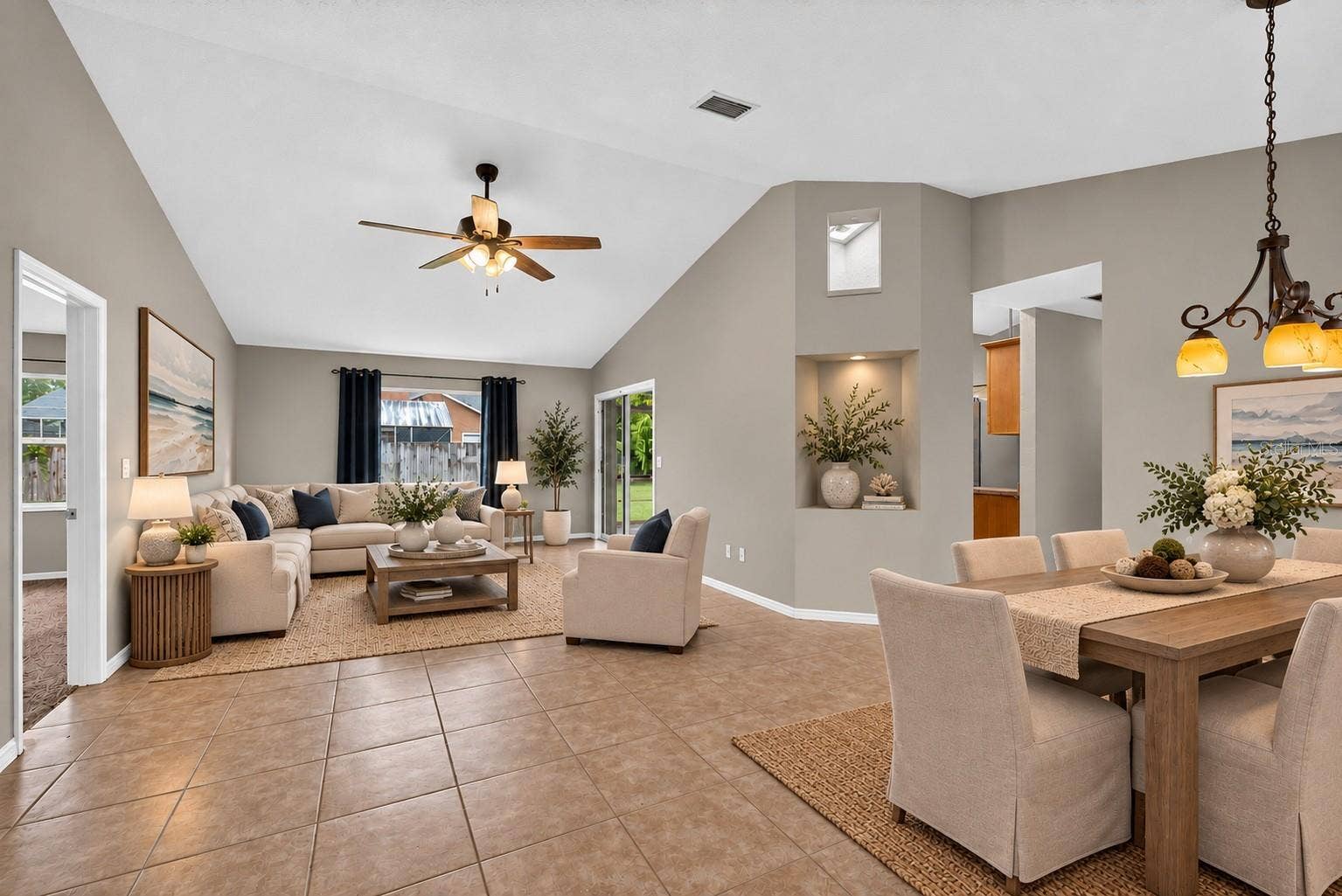 Living Dining Area Virtually Stage