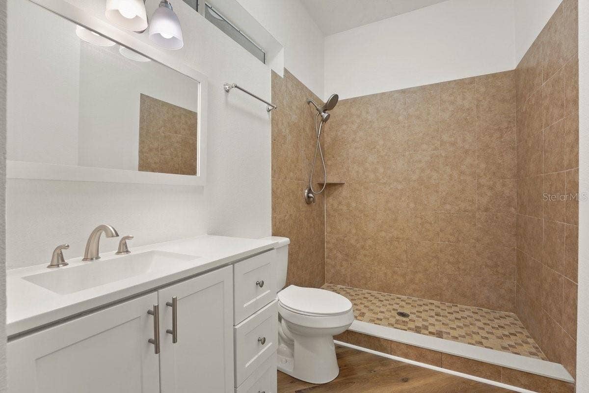 64 OCEAN SHORE DRIVE, Ormond Beach, FL 32176 64 OCEAN SHORE DRIVE, Ormond Beach, FL 32176