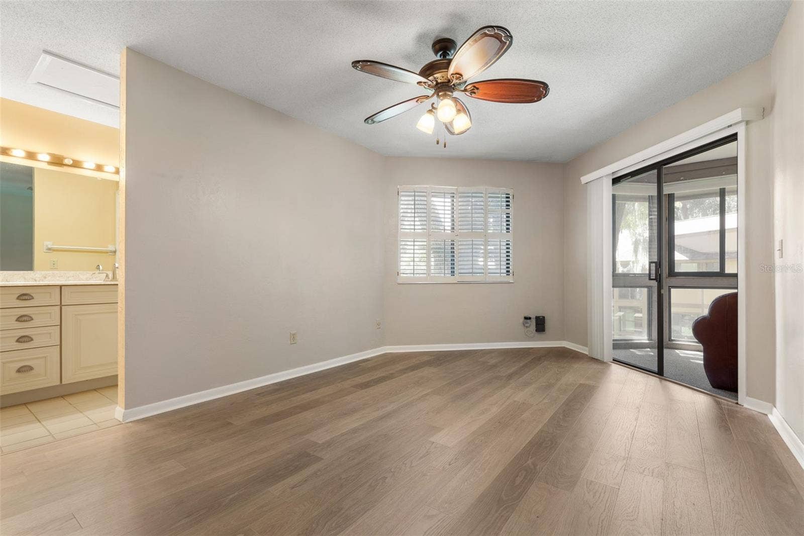 20 MID OAKS CIRCLE, Palm Coast, FL 32137 20 Mid Oaks Primary