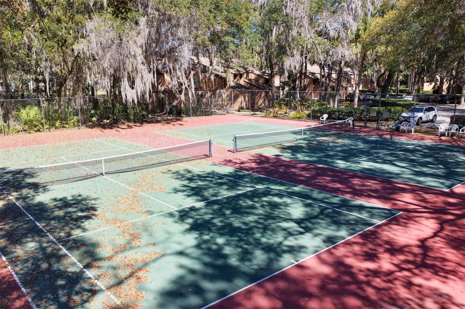 20 MID OAKS CIRCLE, Palm Coast, FL 32137 20 Mid Oaks Tennis Courts