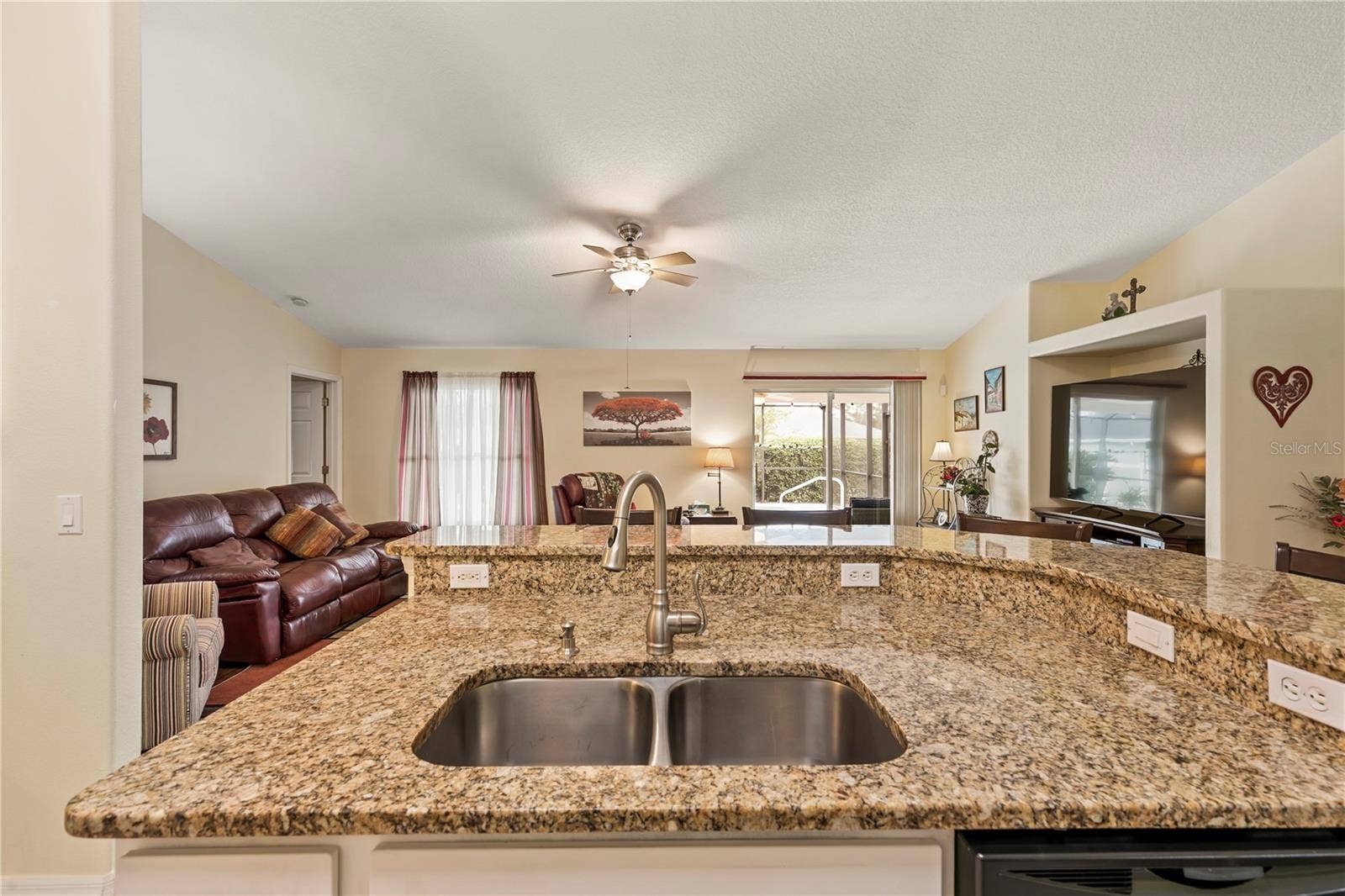 64 LANCELOT DRIVE, Palm Coast, FL 32137