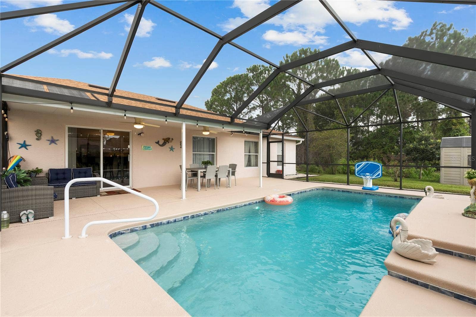 64 LANCELOT DRIVE, Palm Coast, FL 32137