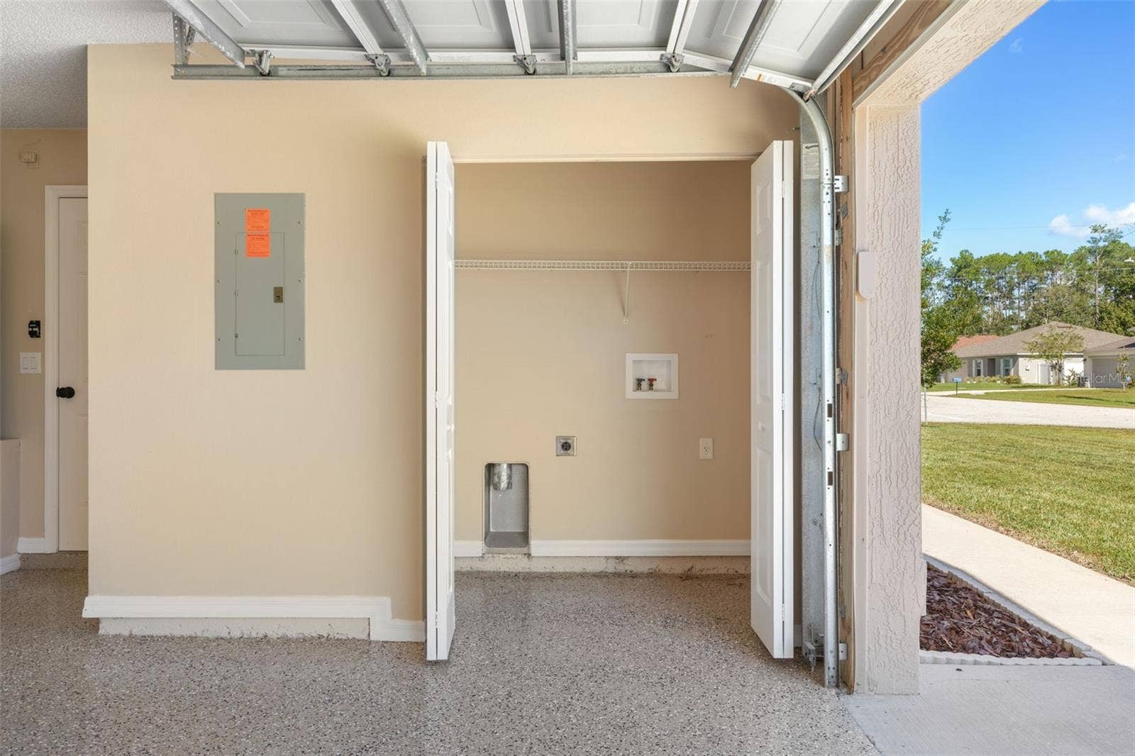 46 RICKENBACKER DRIVE, Palm Coast, FL 32164 46 RICKENBACKER DRIVE, Palm Coast, FL 32164