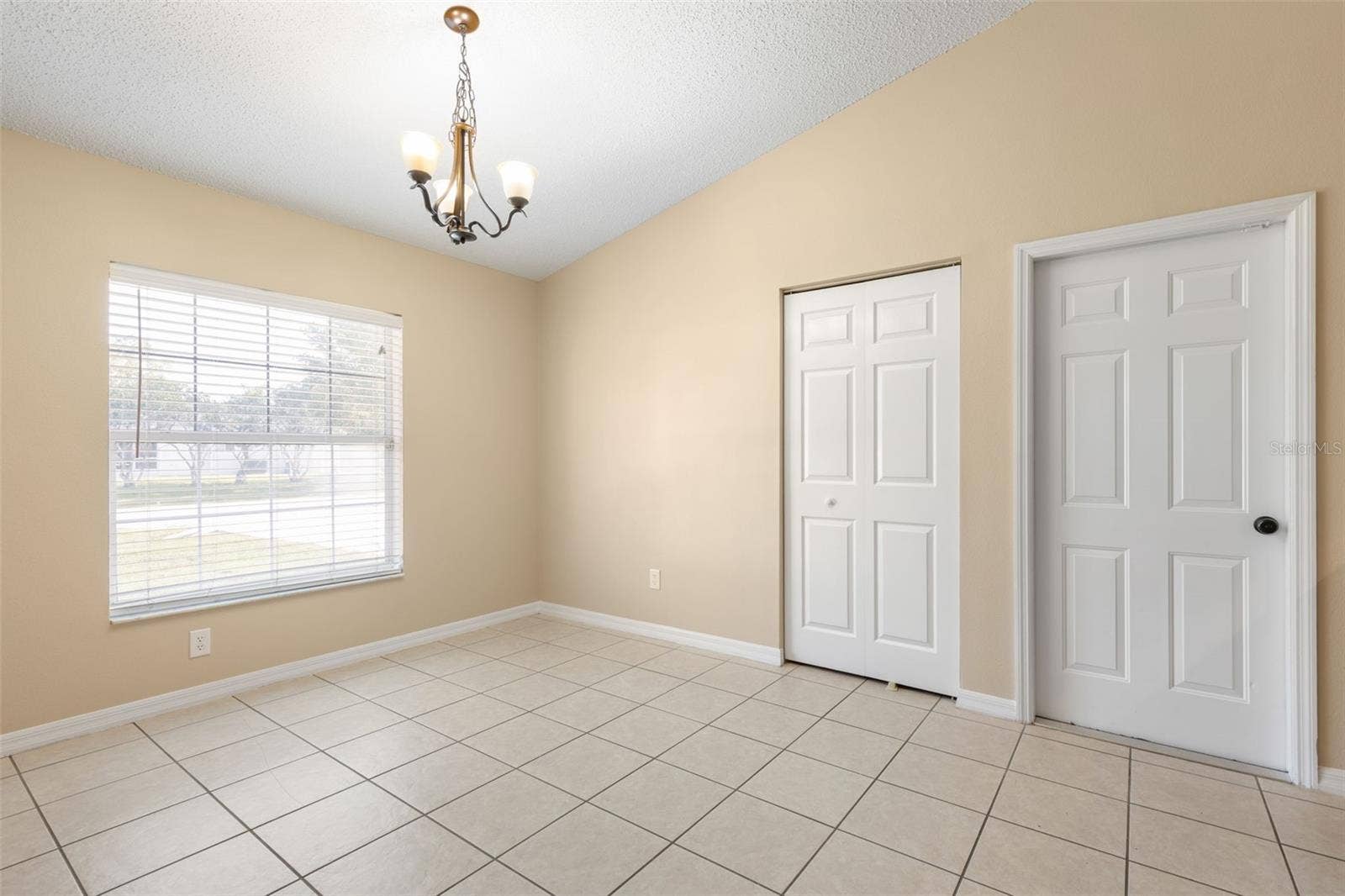 46 RICKENBACKER DRIVE, Palm Coast, FL 32164 46 RICKENBACKER DRIVE, Palm Coast, FL 32164
