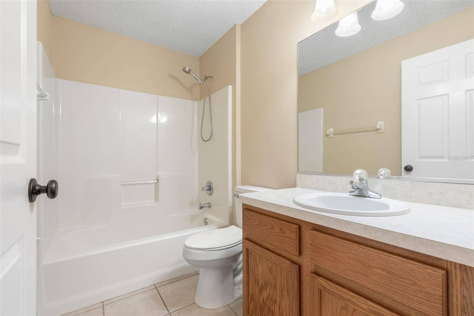 46 RICKENBACKER DRIVE, Palm Coast, FL 32164 46 RICKENBACKER DRIVE, Palm Coast, FL 32164