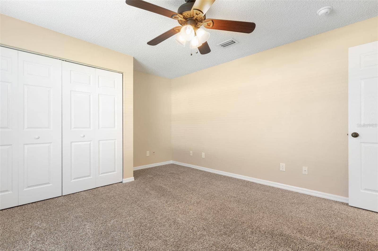 46 RICKENBACKER DRIVE, Palm Coast, FL 32164 46 RICKENBACKER DRIVE, Palm Coast, FL 32164