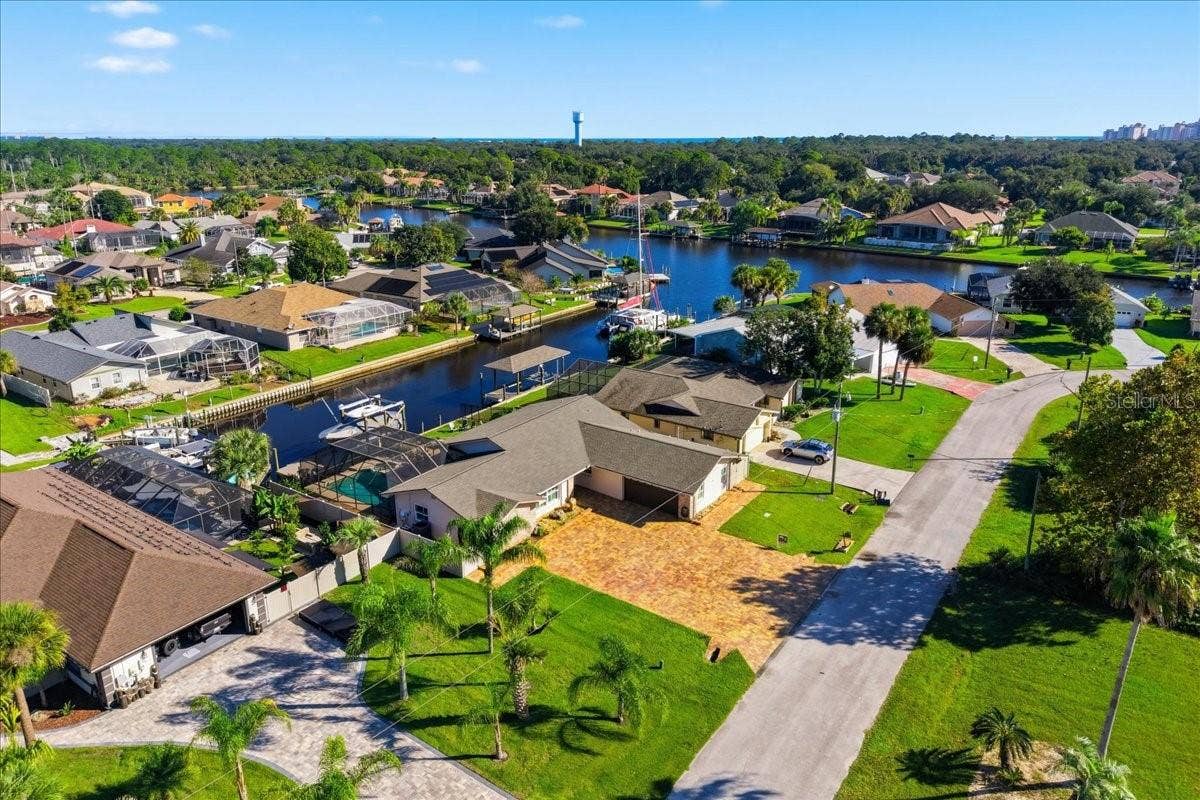 5 CHEYENNE COURT, Palm Coast, FL 32137 5 CHEYENNE COURT, Palm Coast, FL 32137