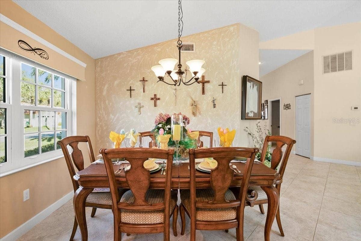 2 SAN PABLO COURT, Palm Coast, FL 32137 2 SAN PABLO COURT, Palm Coast, FL 32137