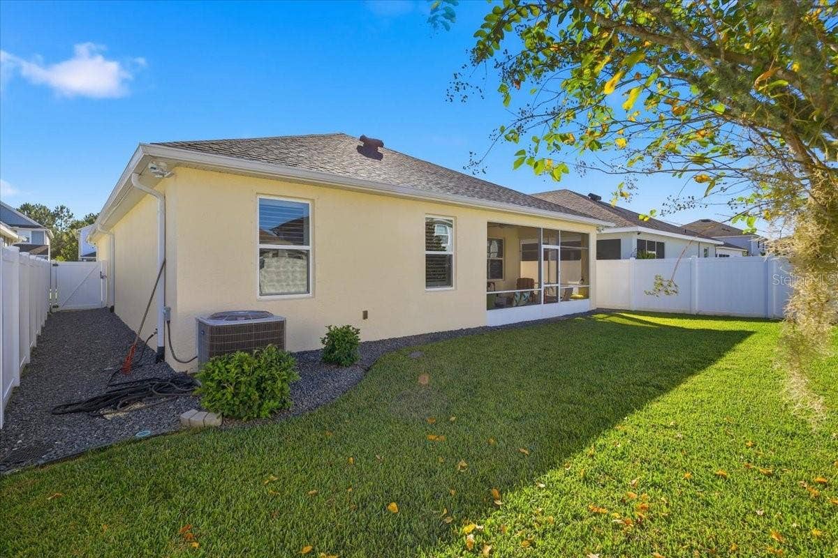 133 OAKLEAF WAY, Palm Coast, FL 32137 133 OAKLEAF WAY, Palm Coast, FL 32137