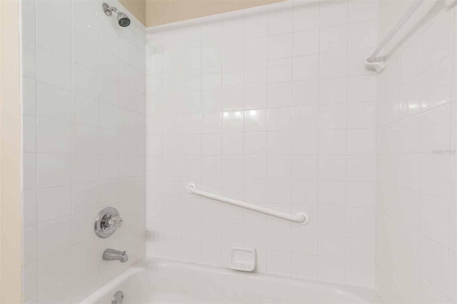 18 LAFAYETTE LANE, Palm Coast, FL 32164 18 LAFAYETTE LANE, Palm Coast, FL 32164