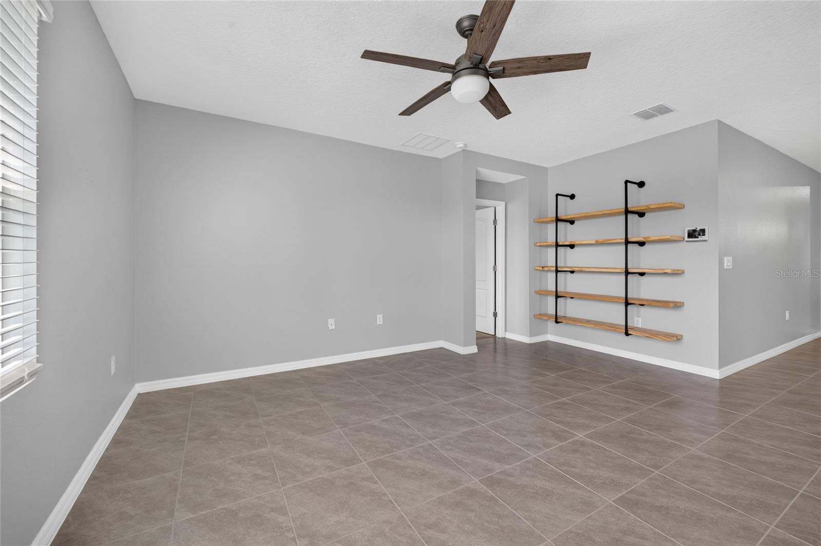 1324 MIDDLE LAKE DRIVE, Ormond Beach, FL 32174 1324 MIDDLE LAKE DRIVE, Ormond Beach, FL 32174