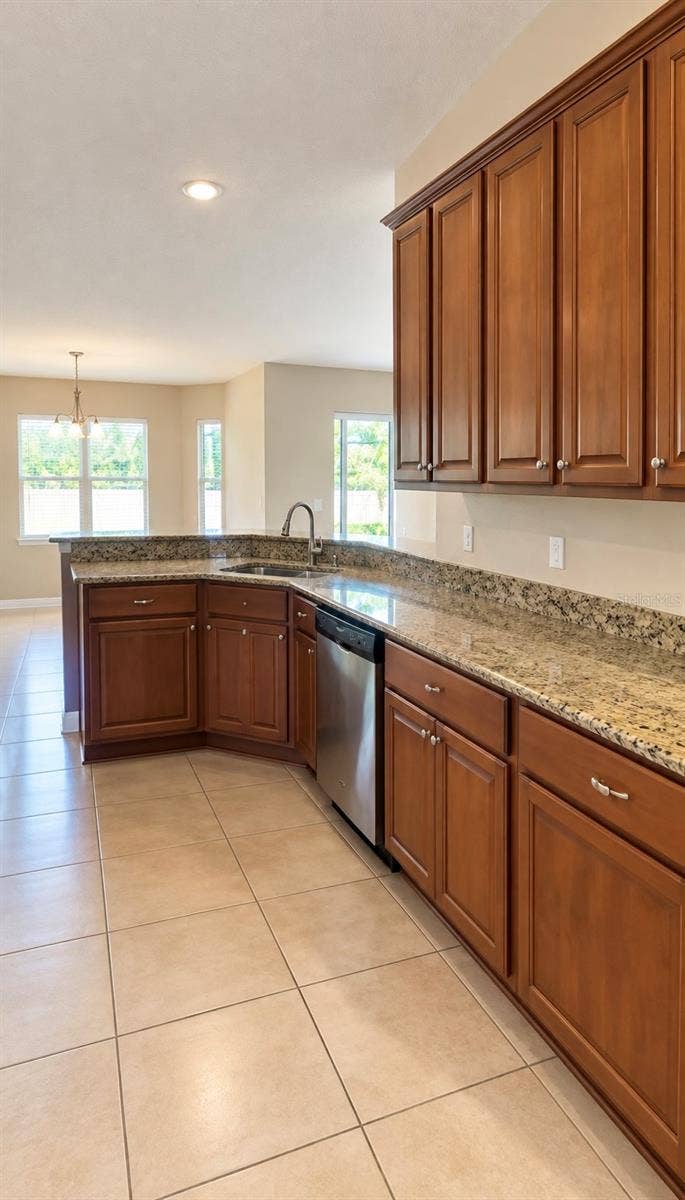 22 PINTO LANE, Palm Coast, FL 32164 22 PINTO LANE, Palm Coast, FL 32164