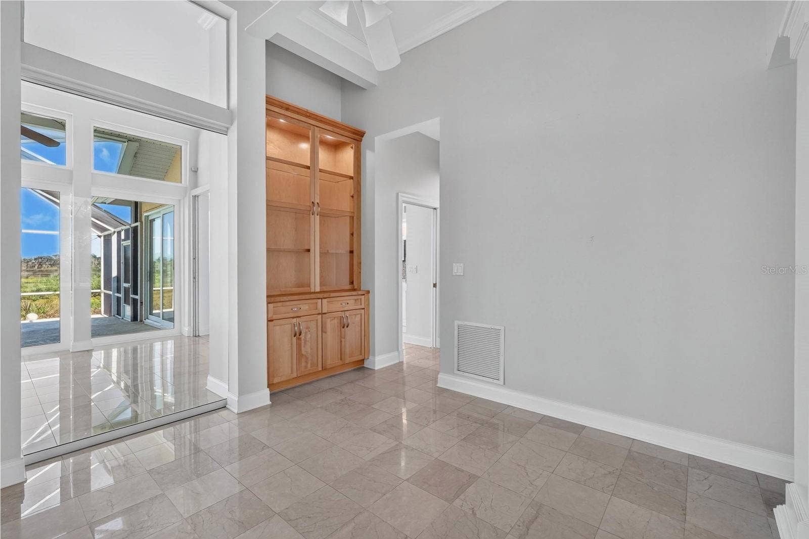 74 COVINGTON LANE, Palm Coast, FL 32137 Flexible Living Space with Built-Ins