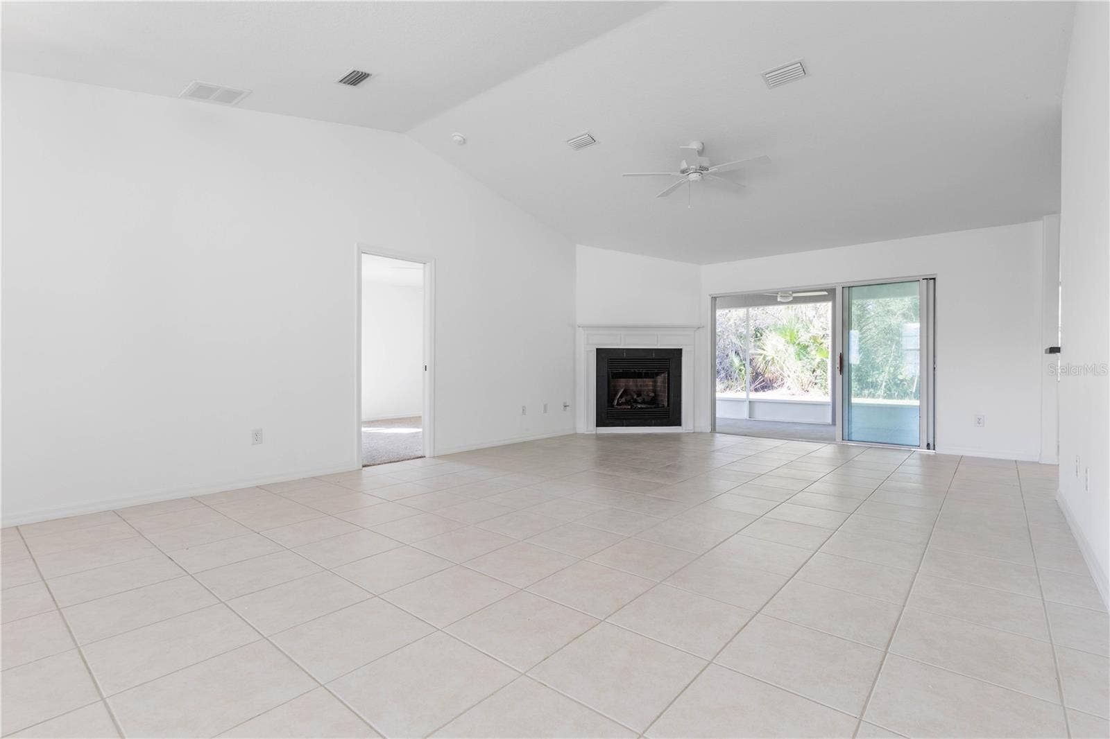 31 SEATTLE TRAIL, Palm Coast, FL 32164 31 SEATTLE TRAIL, Palm Coast, FL 32164